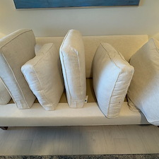 Professional-Couch-cleaning-service 2