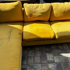 Professional-Sofa-Cleaning-In-Melbourne-FL 1